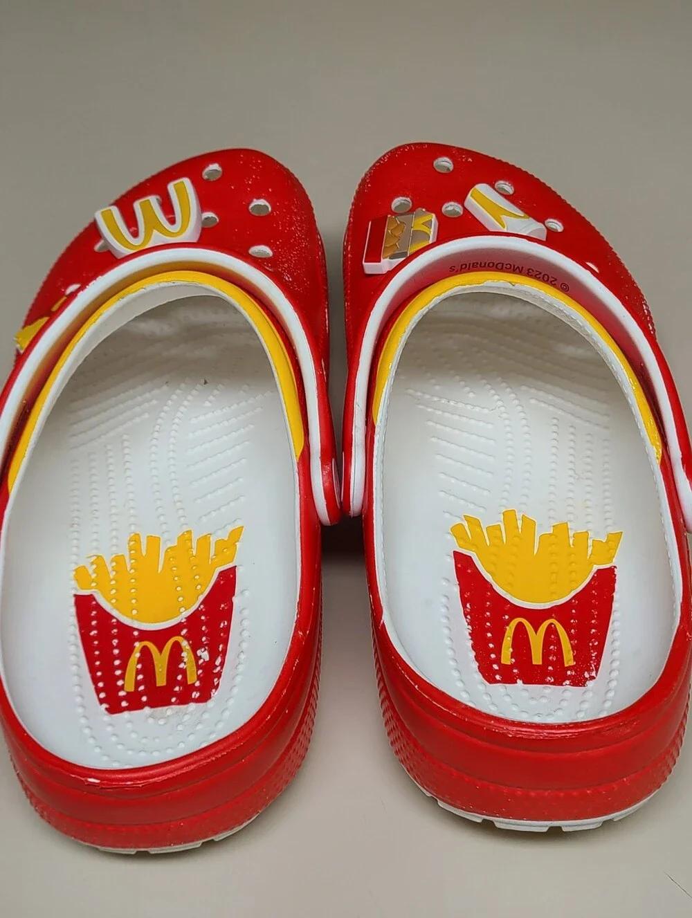CROCS mc donald